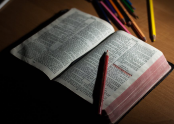 Why Atheism and Religion Are Both Cut From the Same Cloth